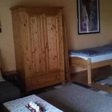Kleines Ferienhaus In Hermuelheim Mit Garten