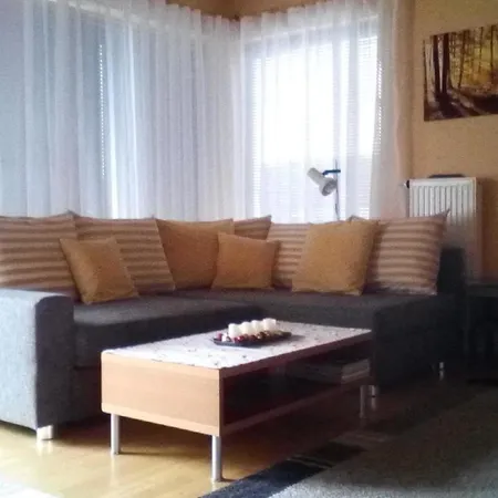 Kleines Ferienhaus In Hermuelheim Mit Garten Holiday home
