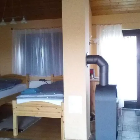 Kleines Ferienhaus In Hermuelheim Mit Garten